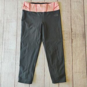 The North Face VaporWick athletic capris sz XS